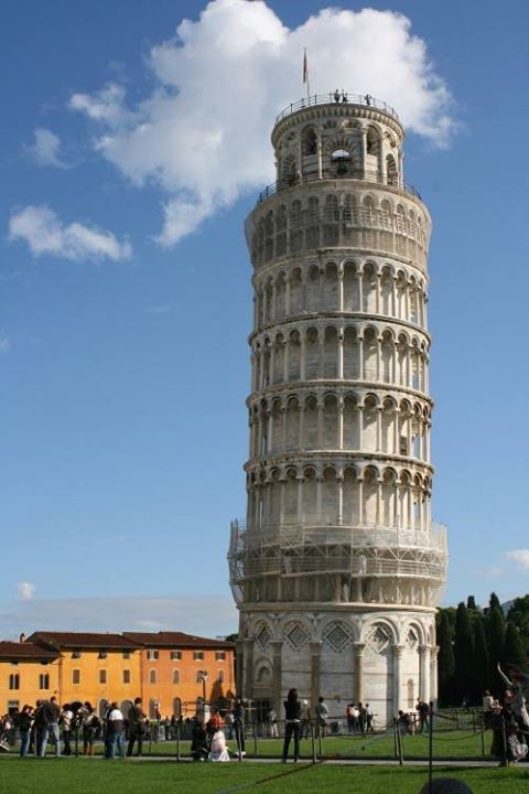 Séisme en Italie : la tour de Pise est enfin droite! 