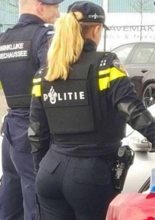 Policière aux Pays-Bas 