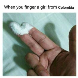 Quand tu doigte une colombienne