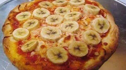 "There's nothing worse than ananas on pizza… Oh wait." 
